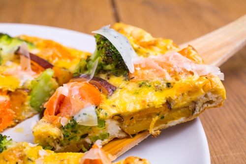 Frittata with broccoli and sweet peppers 3