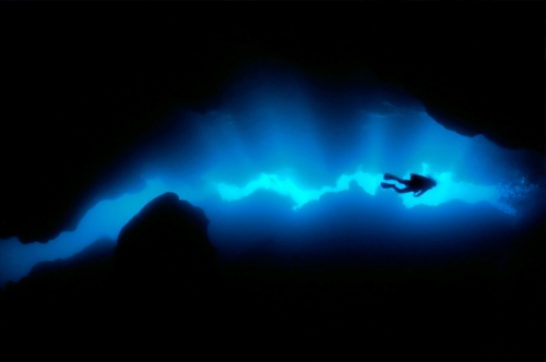 Cave diving 2