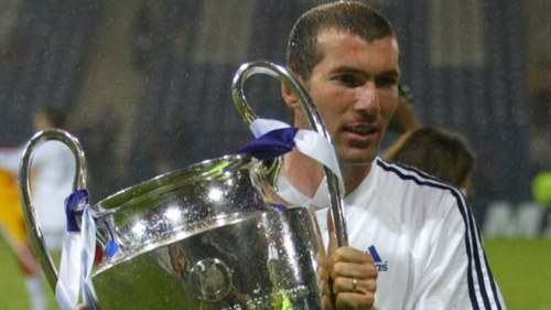 2002, Zidane, Hampden Park, Glasgow. UEFA Champion League