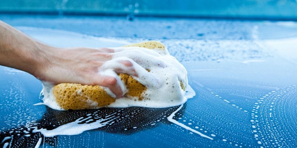 gallery-1445292984-car-washing-index