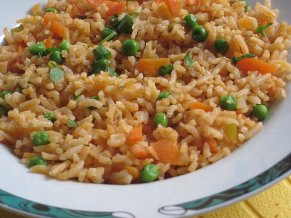 Jollof rice with carrot and green beans
