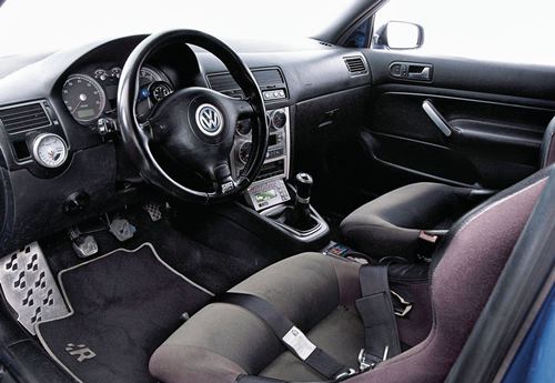 Volkswagen Golf 4 2004 interior