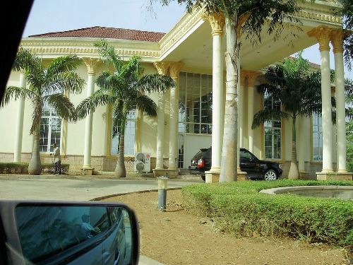 beautiful mansions in Nigeria 