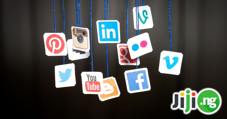 how to use social networks for career