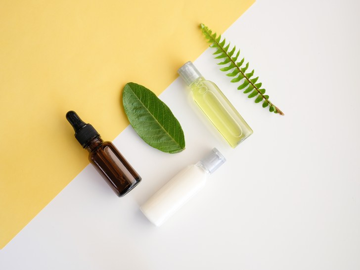 Essentials For Glowing Skin? Oils Versus Lotion! 