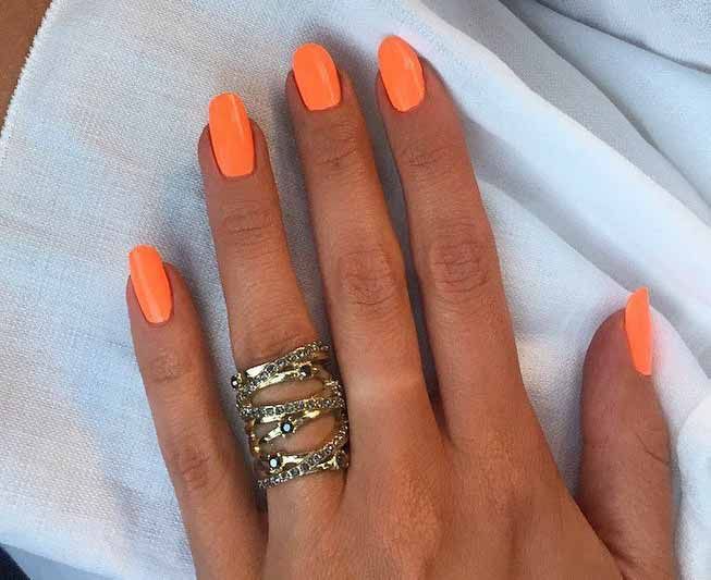 nail polish color that go with dark skin