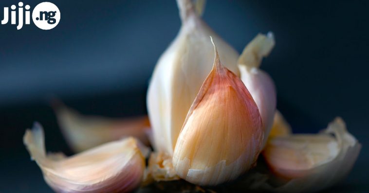 Benefits Of Garlic For Your Skin And Hair